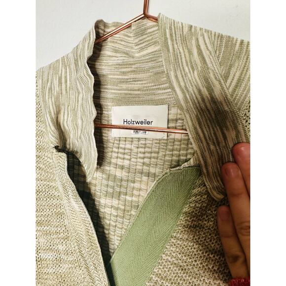 HOWZWEILER Green Knit Collared Neckline Pull On Smooth Knit Top size Medium - Picture 8 of 11